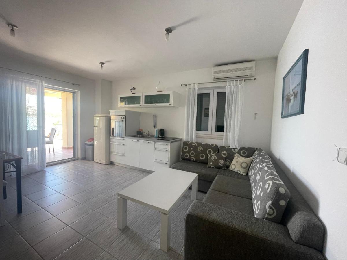 Apartments Andrea Stara Novalja Luaran gambar
