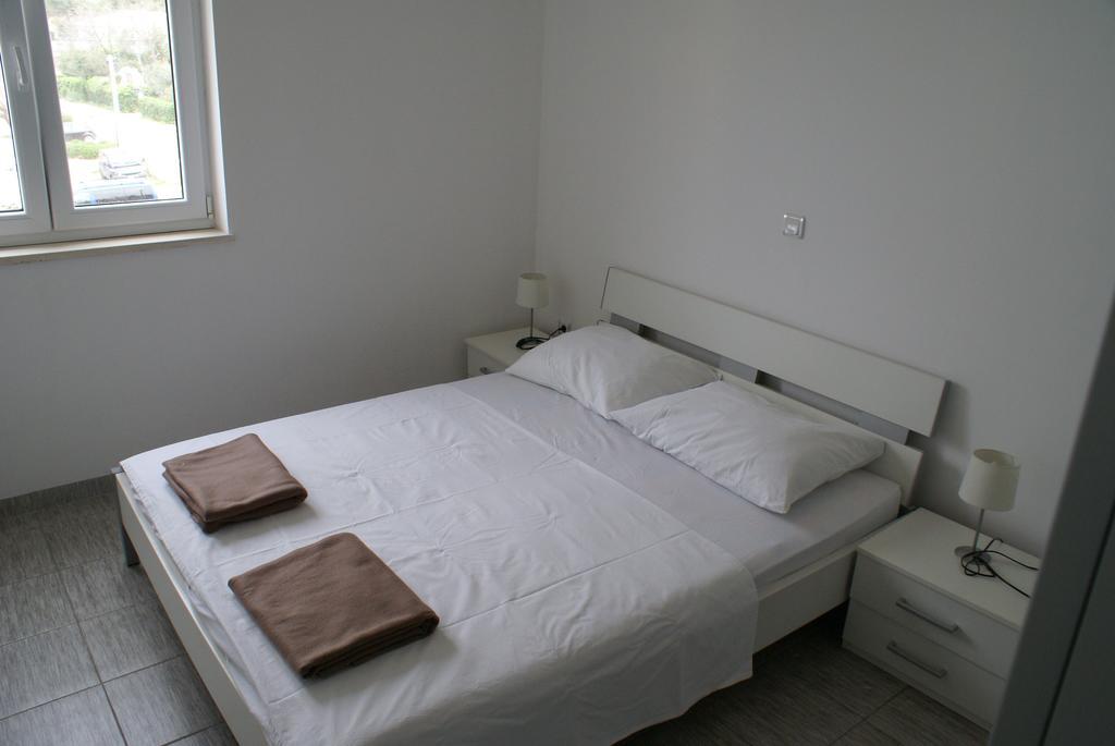 Apartments Andrea Stara Novalja Bilik gambar